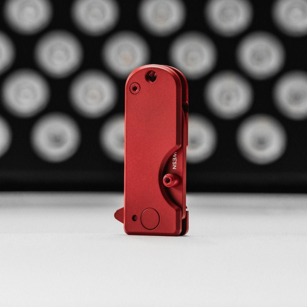 WESN x Ekster - The Microblade